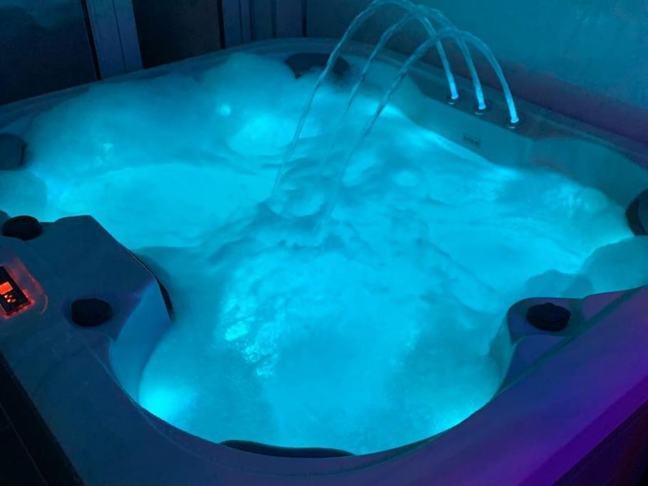 Perfect Couple Retreat To Unwind&Relax With Hottub Apartment Peacehaven Exterior photo